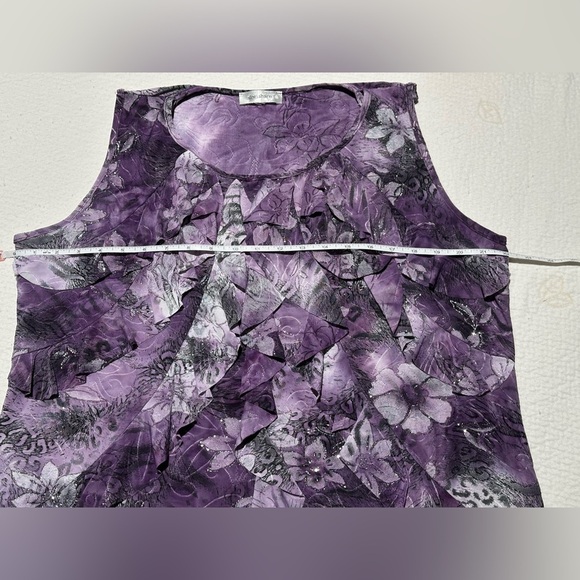 Dressbarn: Women’s Sleeveless Top - Picture 7 of 8